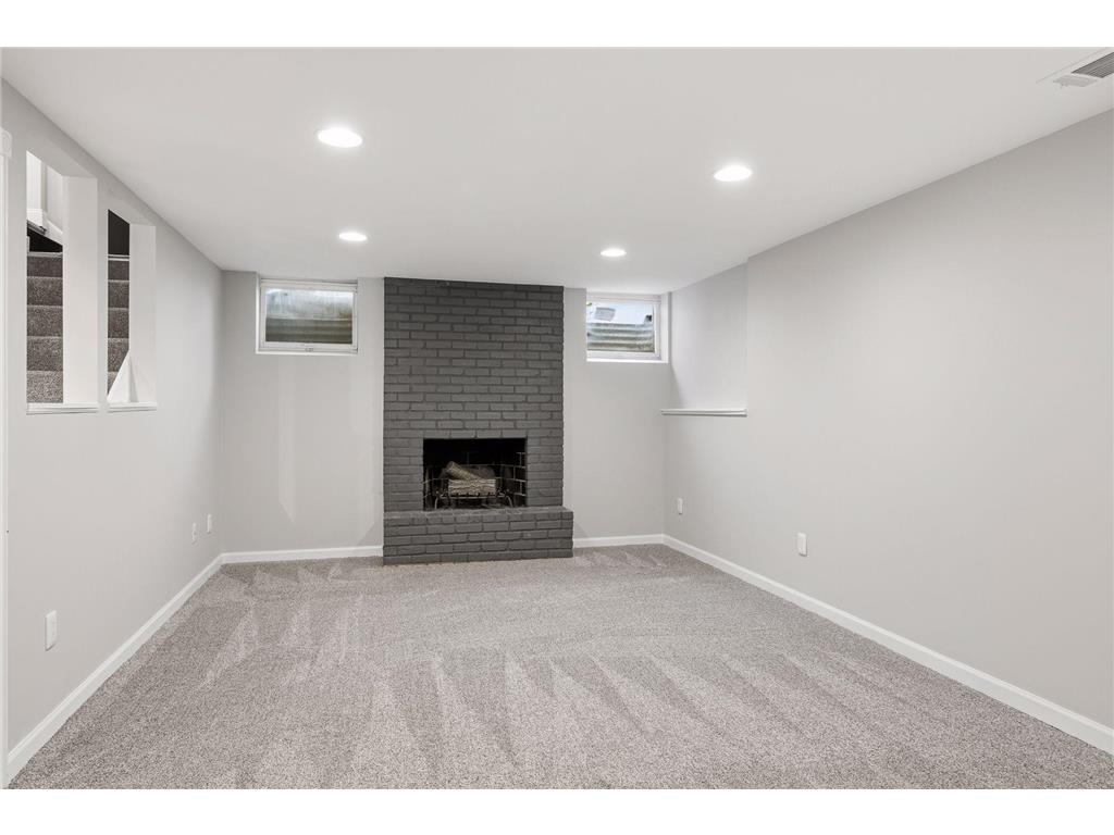 4850 W 64th Street Edina MN 55435 7075827 image33