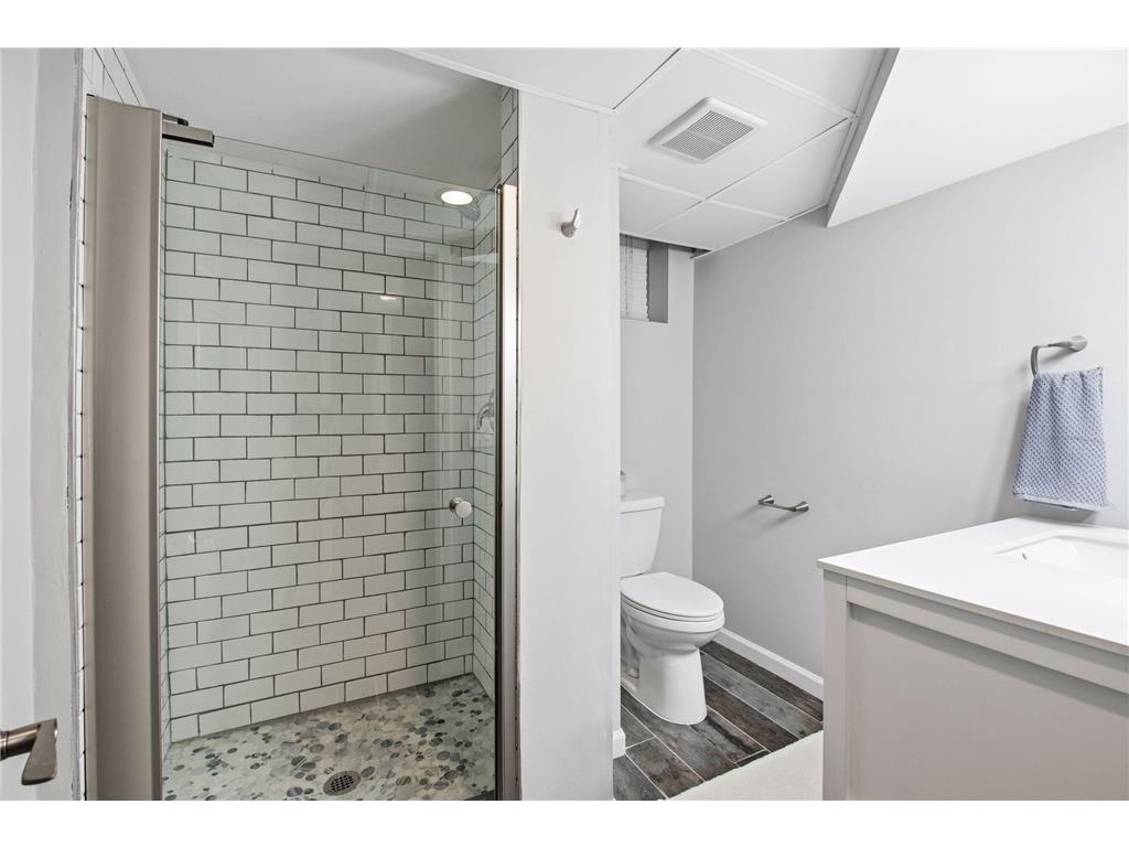 4850 W 64th Street Edina MN 55435 7075827 image40