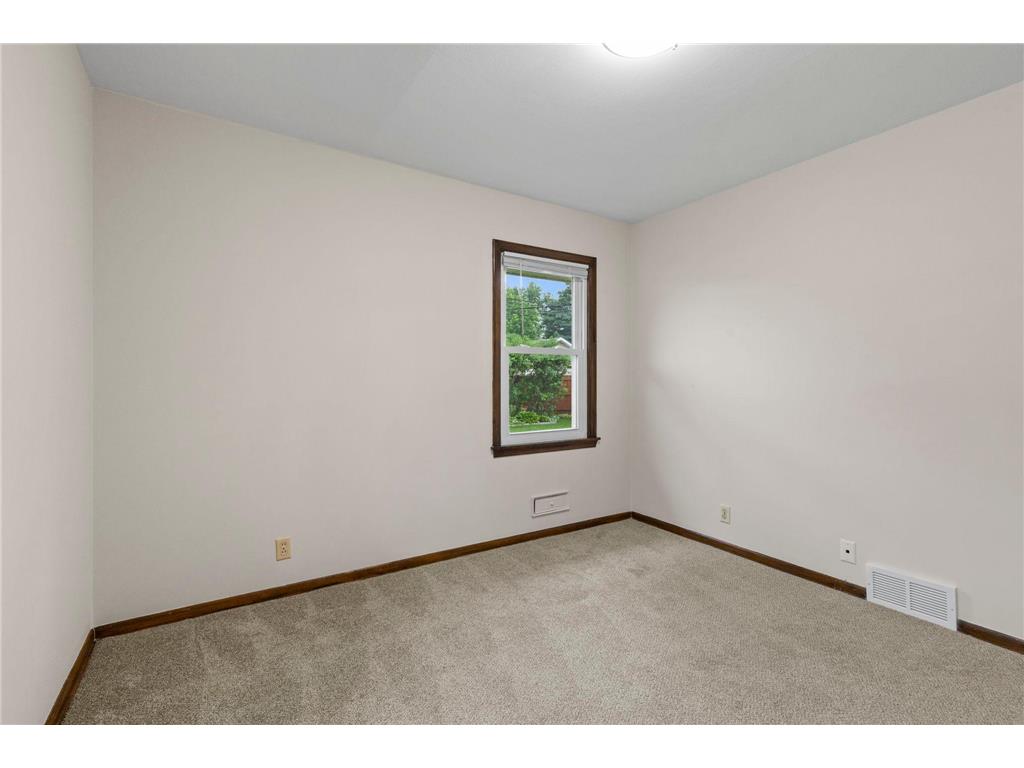 4850 Zane Avenue N Crystal MN 55429 7083972 image21