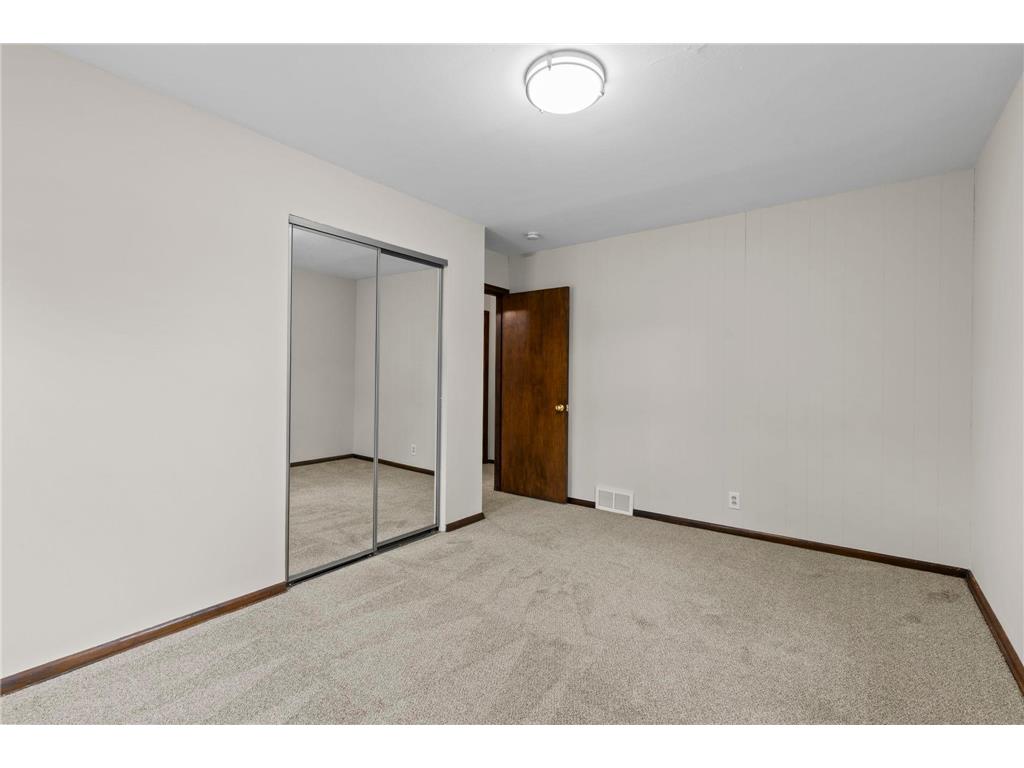 4850 Zane Avenue N Crystal MN 55429 7083972 image24