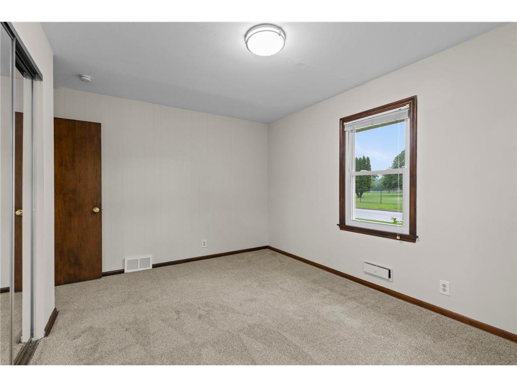 4850 Zane Avenue N Crystal MN 55429 7083972 image25