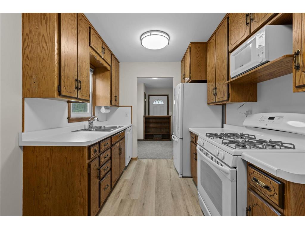 4850 Zane Avenue N Crystal MN 55429 7083972 image32