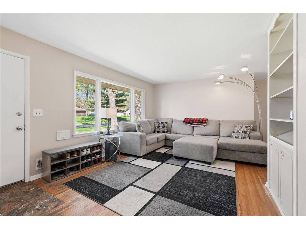 4851 2 1/2 Street NE Fridley MN 55421 7068765 image3