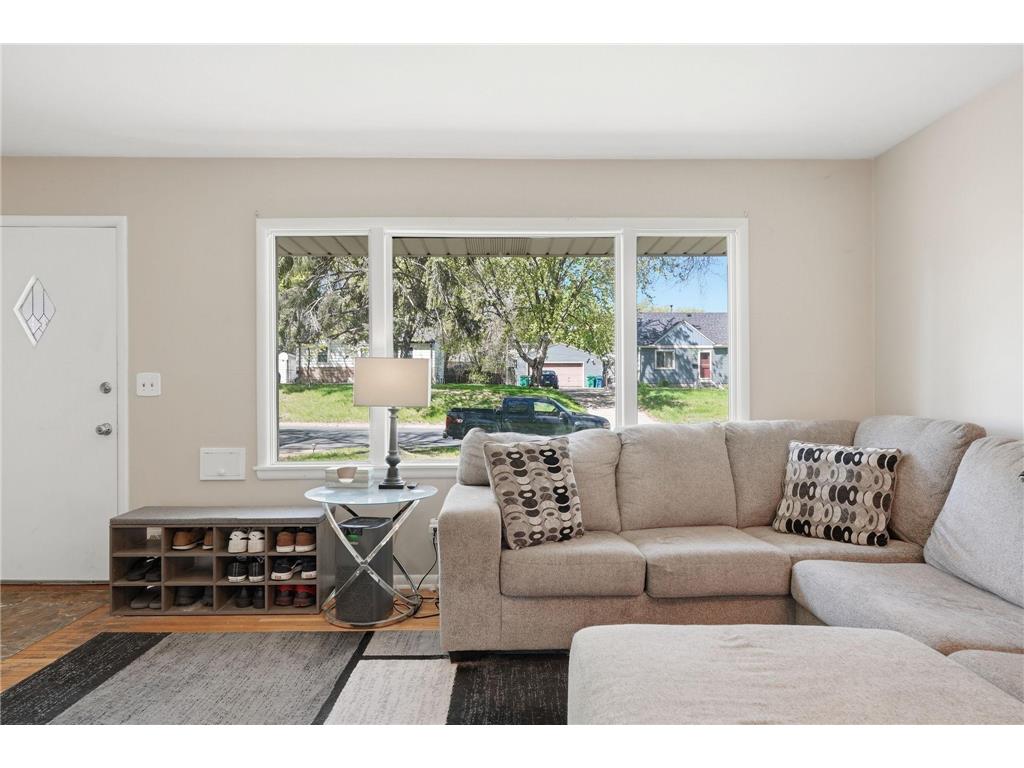 4851 2 1/2 Street NE Fridley MN 55421 7068765 image5
