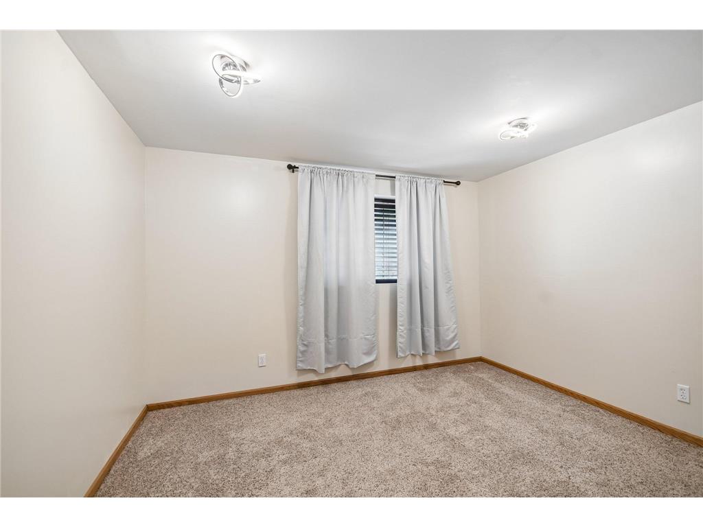 4851 Woodland Avenue Shakopee MN 55379 7095285 image23