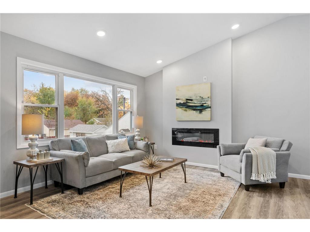 4853 Camden Avenue N Minneapolis MN 55430 6812400 image1