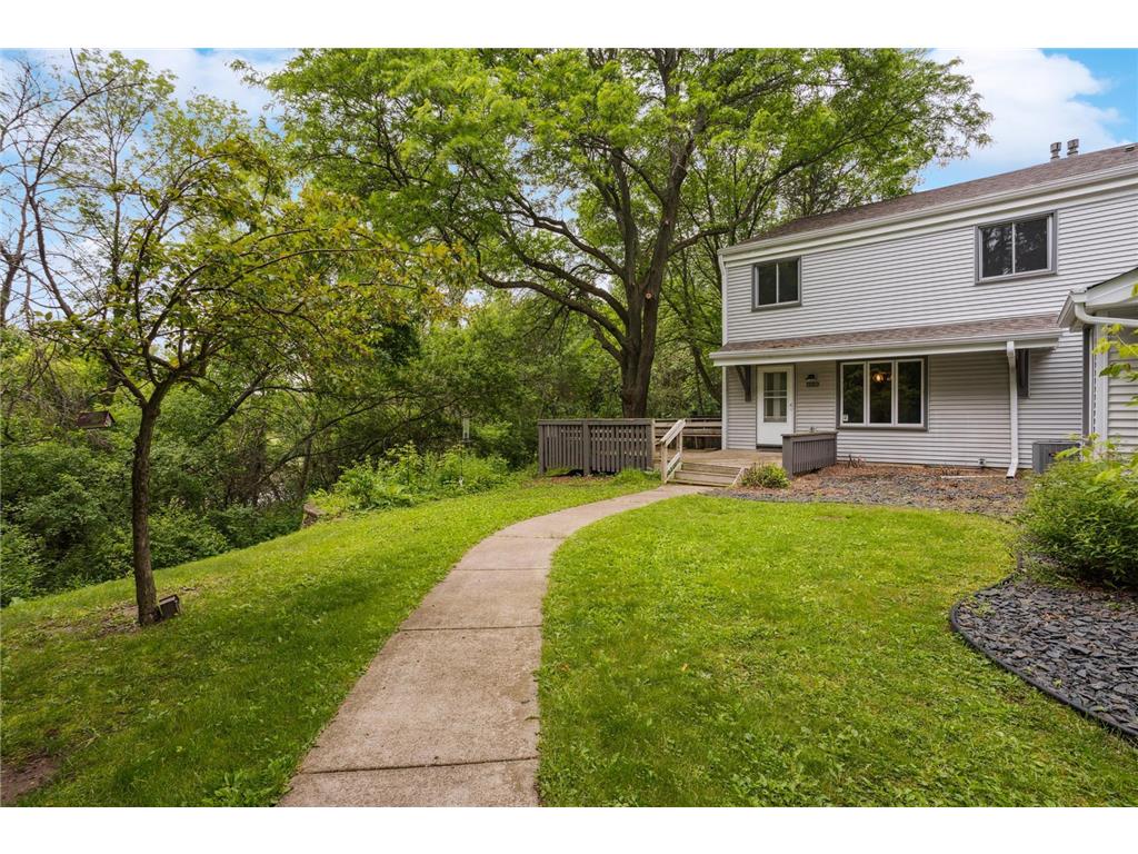 4854 Grenwich Trail N Oakdale MN 55128 - Mud Lake 6689277 image1