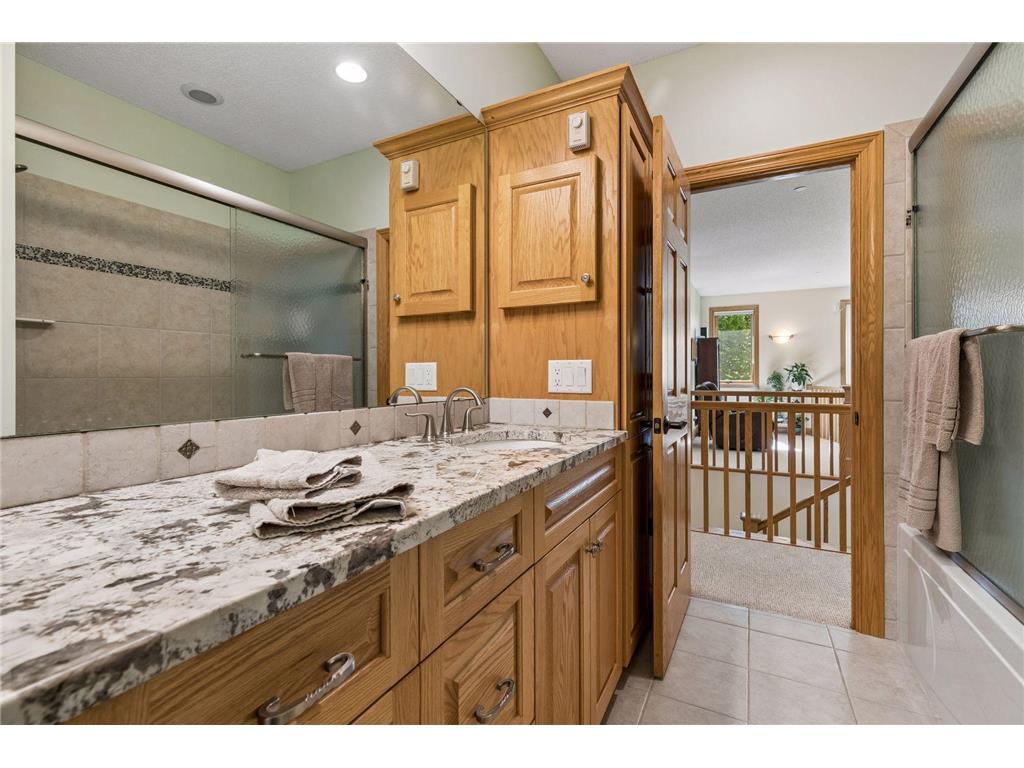 4854 Linden Trail N Lake Elmo MN 55042 7063588 image31