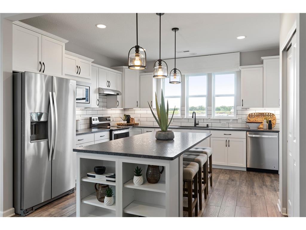 4855 Airlake Drive Woodbury MN 55129 6546321 image1