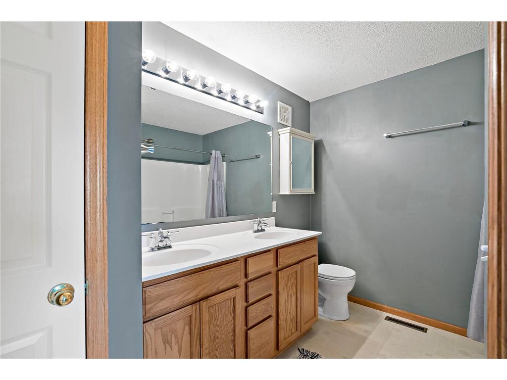 4855 Bulrush Boulevard Shakopee MN 55379 7063567 image10