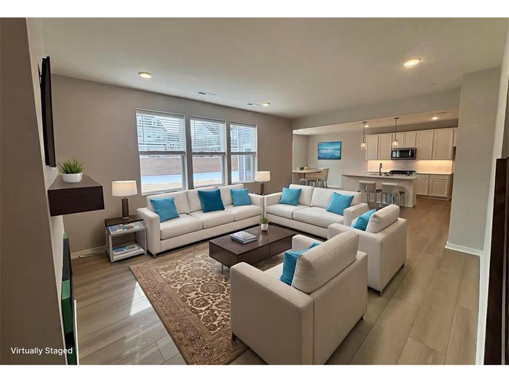 4855 Island Park Drive Woodbury MN 55129 7022210 image2