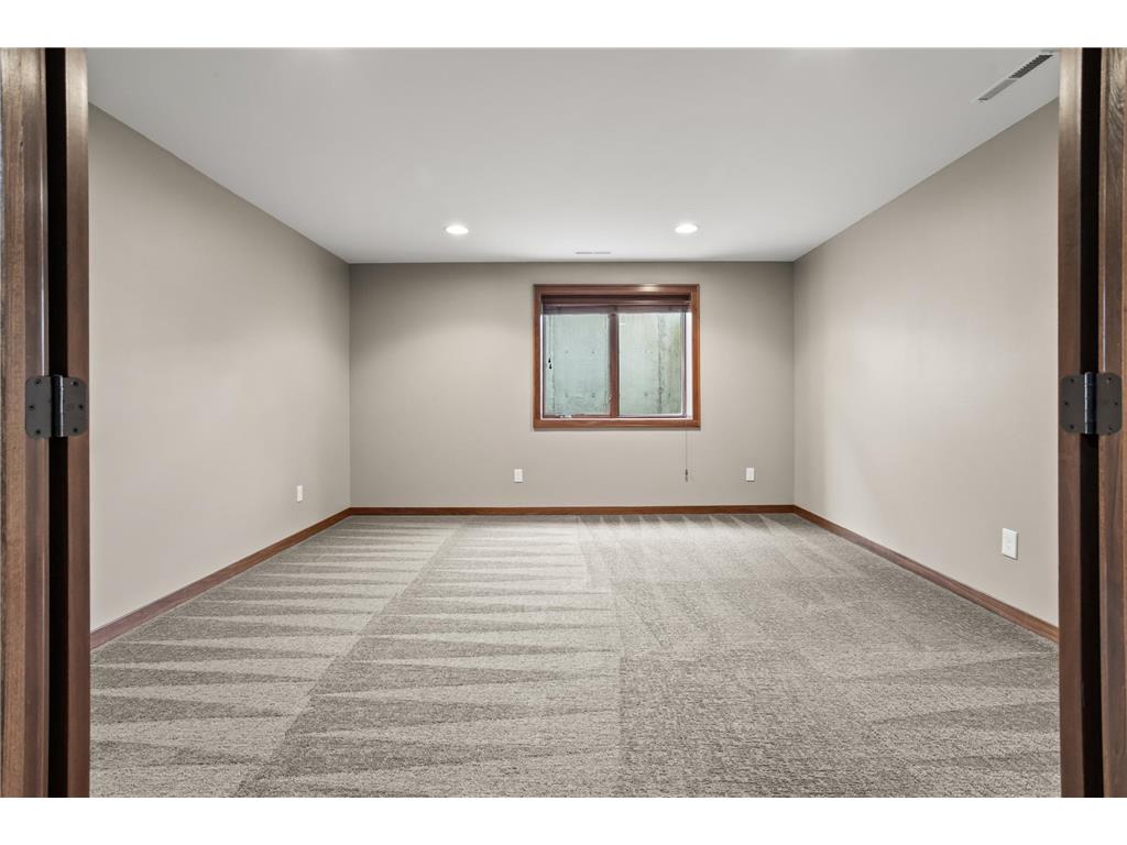 4856 2nd Street SW Moorhead MN 56560 7064925 image55