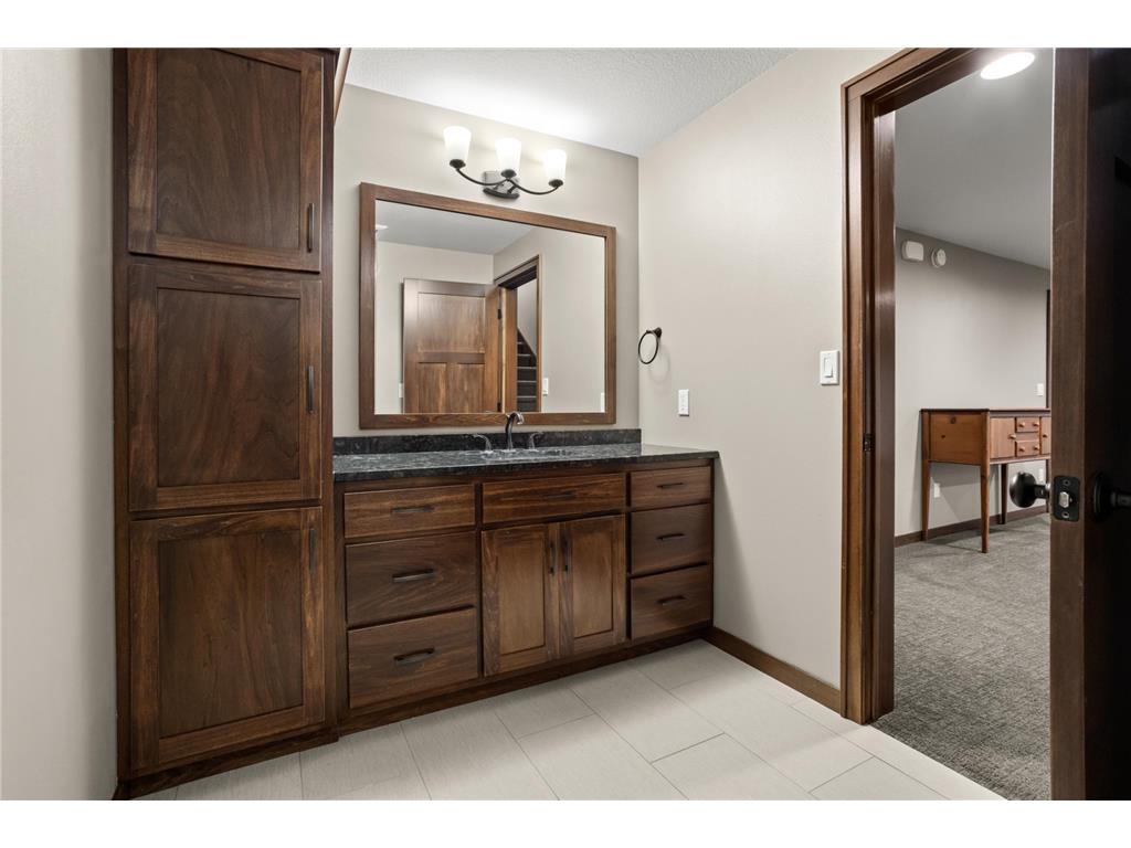 4856 2nd Street SW Moorhead MN 56560 7064925 image58
