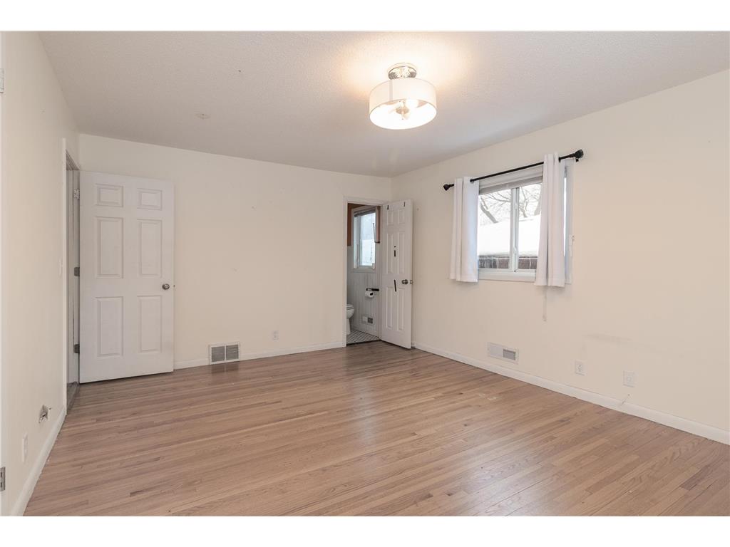 4858 Irving Avenue S Minneapolis MN 55419 7039074 image17