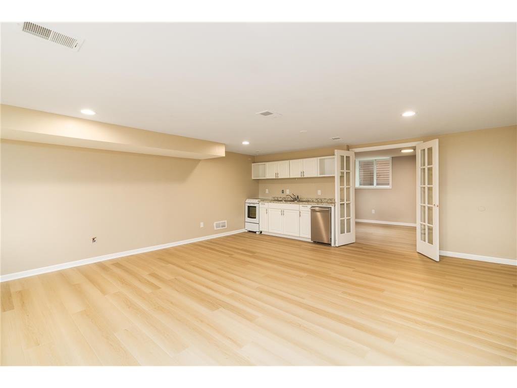4858 Irving Avenue S Minneapolis MN 55419 7095174 image29