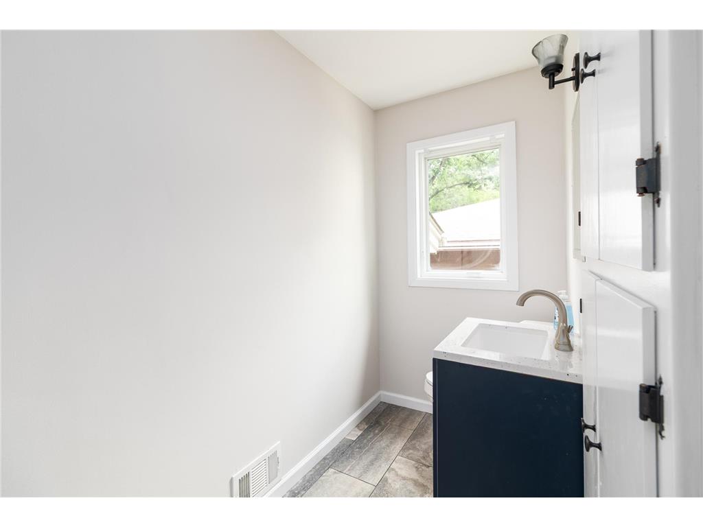 4858 Irving Avenue S Minneapolis MN 55419 7095174 image43
