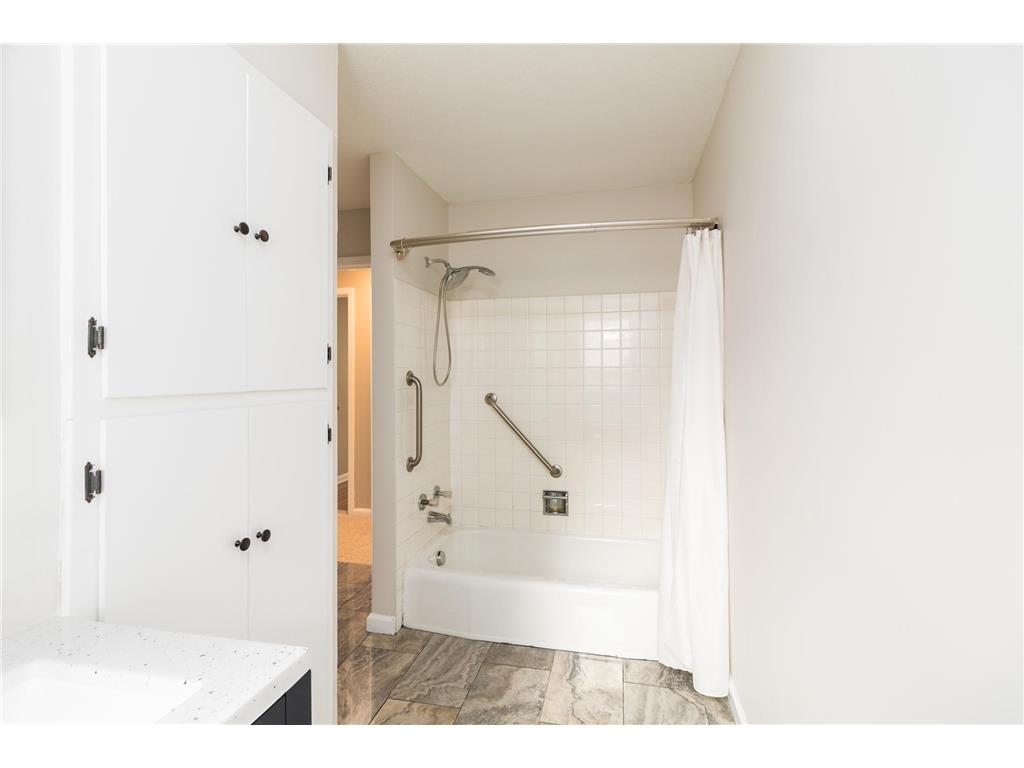 4858 Irving Avenue S Minneapolis MN 55419 7095174 image44