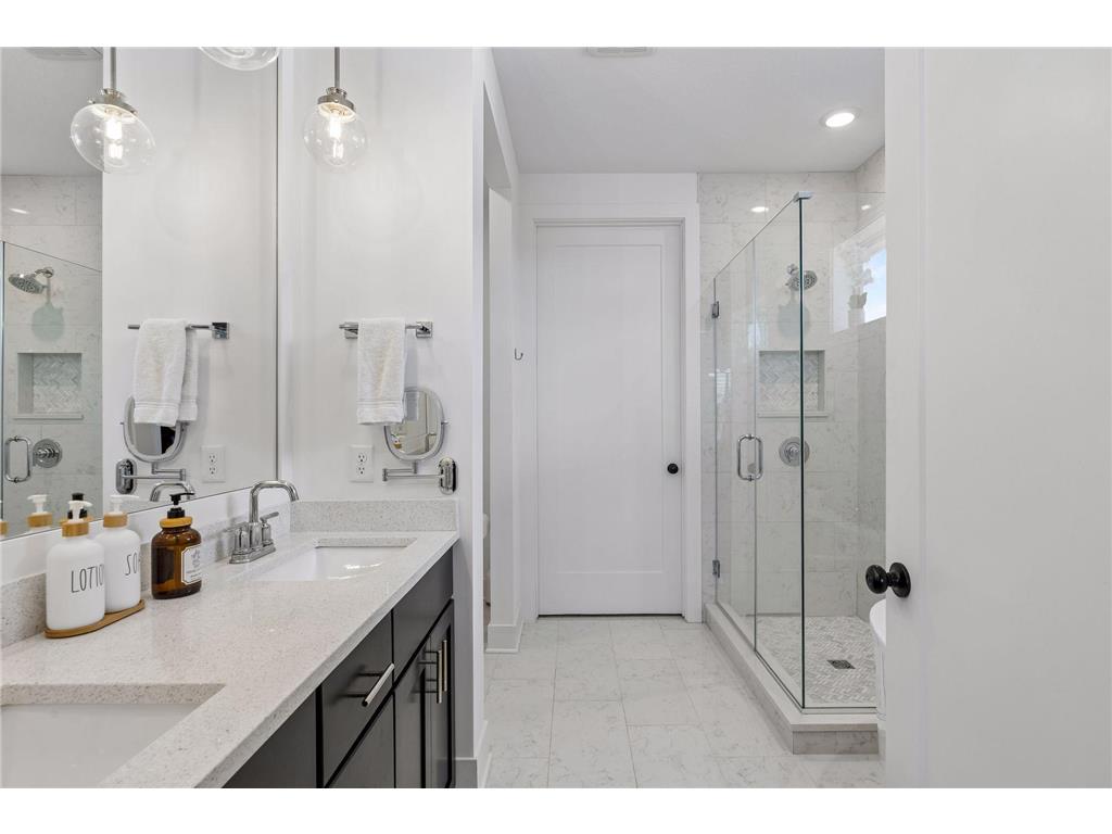 4860 127th Circle NE Blaine MN 55449 7095804 image17