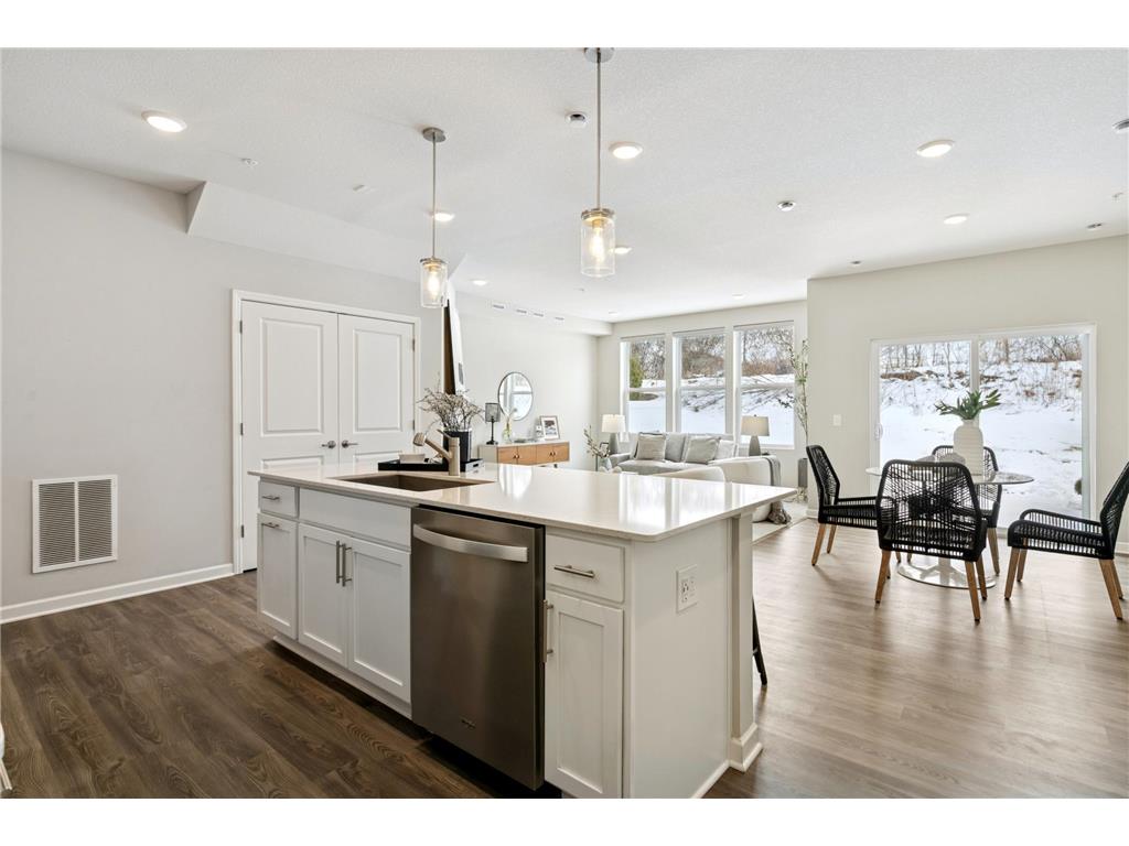 4860 Avery Court Eagan MN 55123 7021214 image10