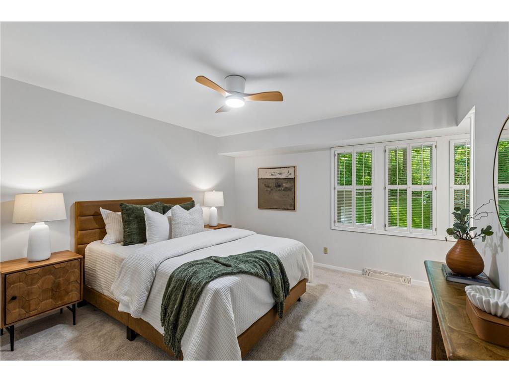 4860 Kingsberry Lane Minnetonka MN 55345 7064430 image12