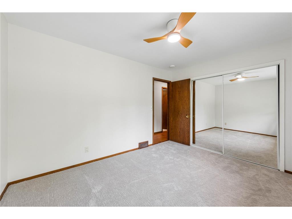 4860 Kingsberry Lane Minnetonka MN 55345 7064430 image16