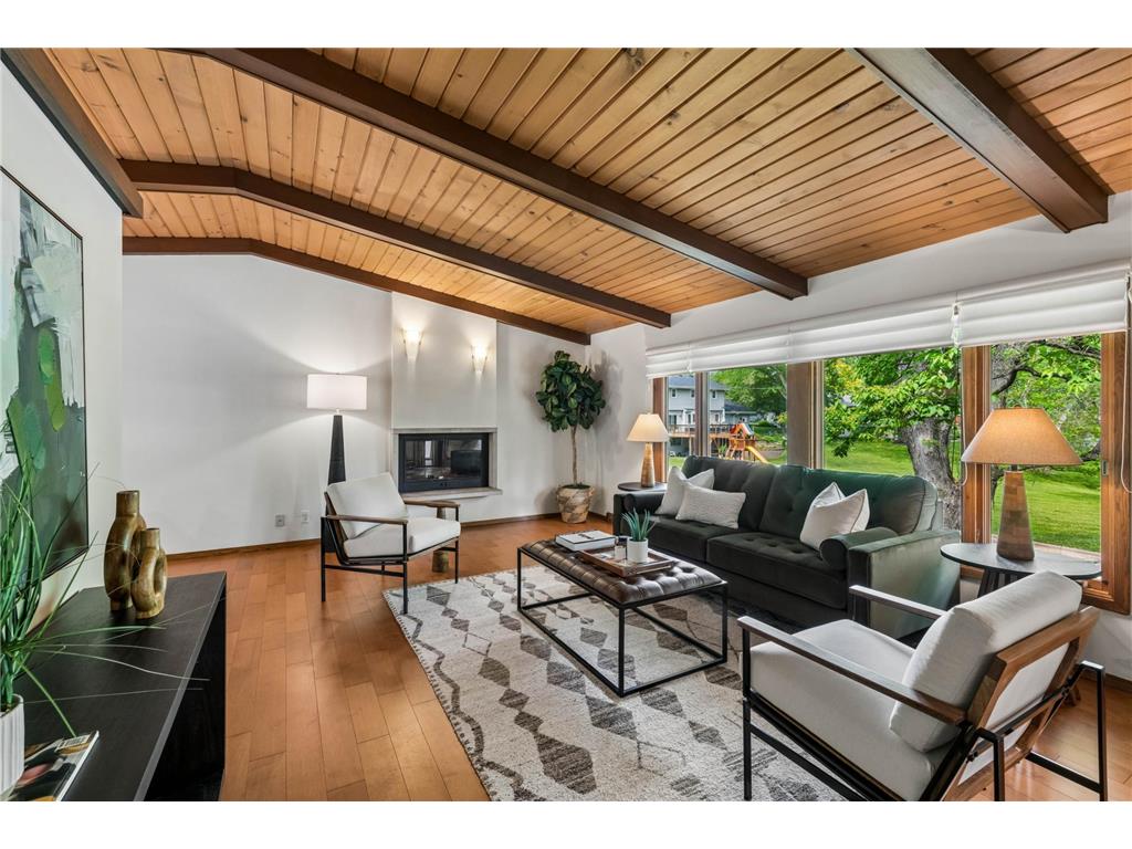 4860 Kingsberry Lane Minnetonka MN 55345 7064430 image2
