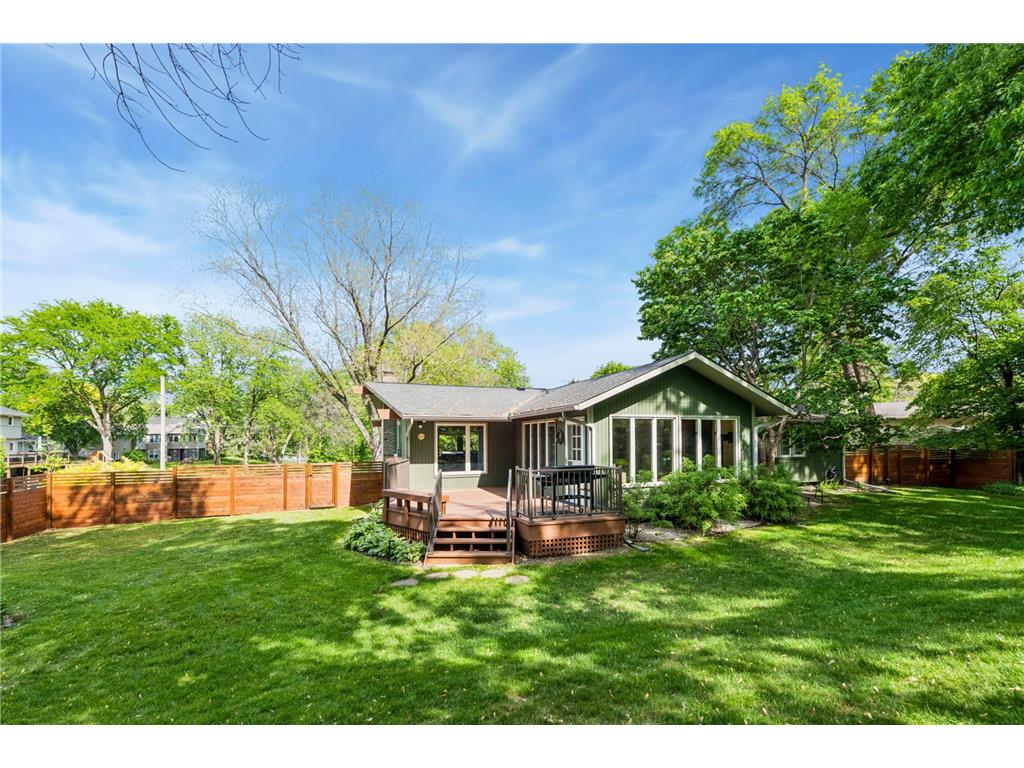 4860 Kingsberry Lane Minnetonka MN 55345 7064430 image28