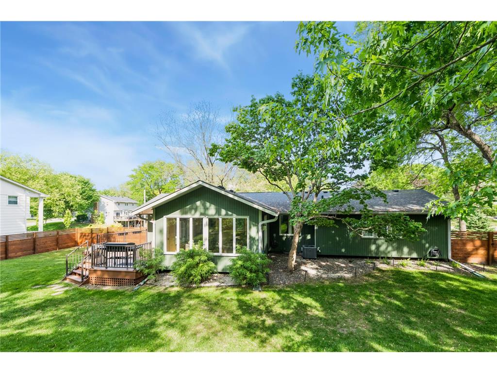 4860 Kingsberry Lane Minnetonka MN 55345 7064430 image32