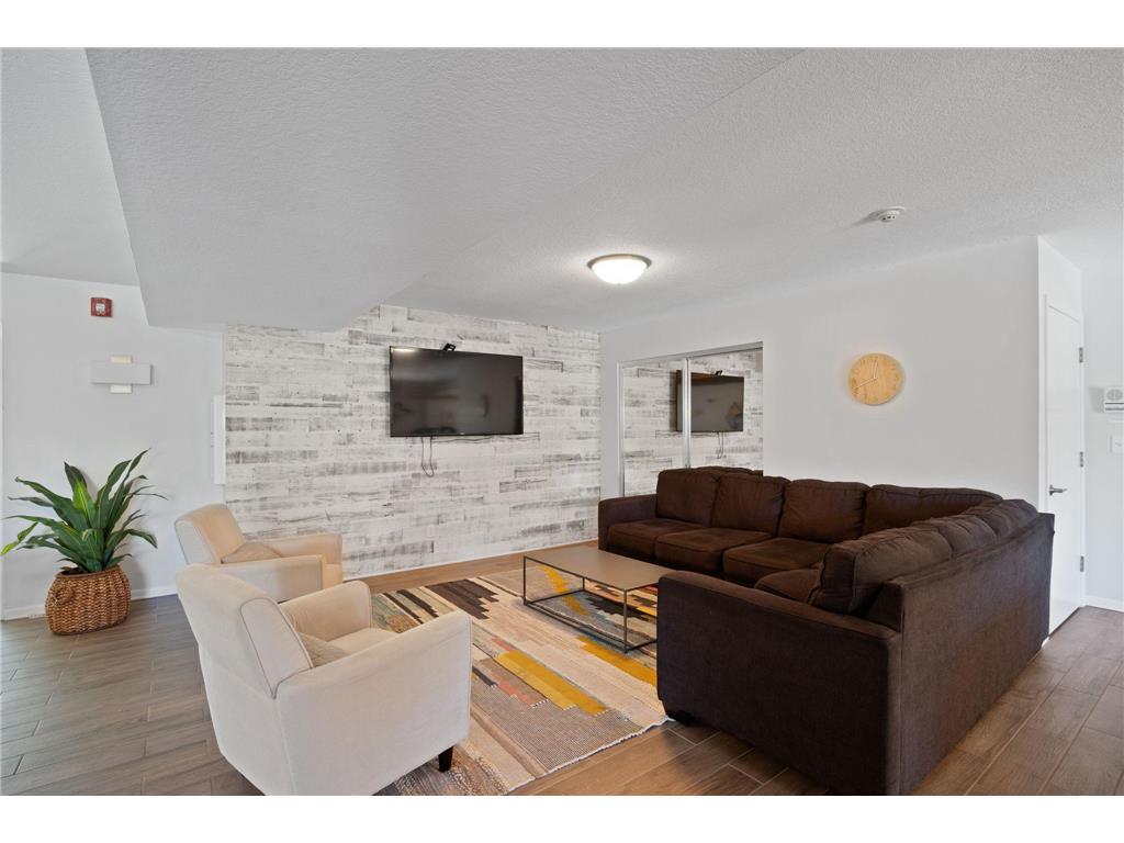 4860 Park Commons Drive #211 Saint Louis Park MN 55416 - Wolfe Park 7044362 image29