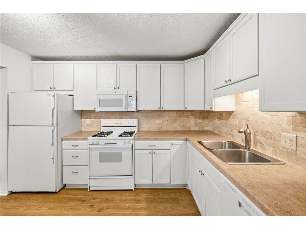 4860 Park Commons Drive #211 Saint Louis Park MN 55416 - Wolfe Park 7044362 image8