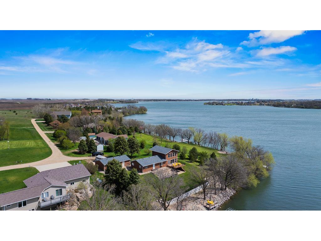48638 200th Street White SD 57276 - Lake Hendricks 7067764 image1