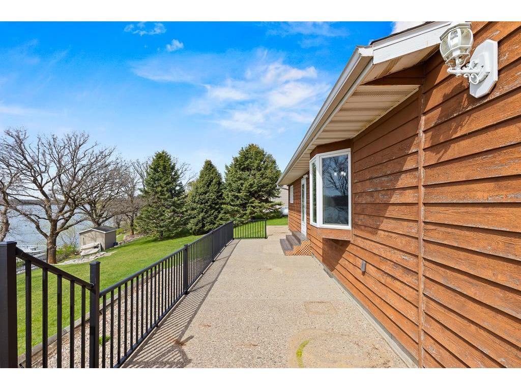 48638 200th Street White SD 57276 - Lake Hendricks 7067764 image10