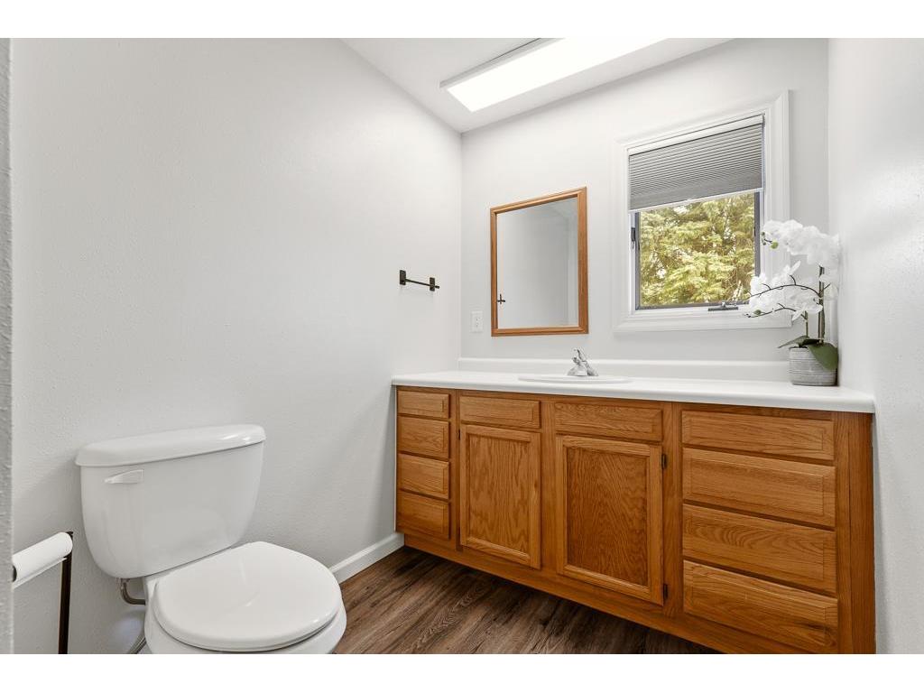 48638 200th Street White SD 57276 - Lake Hendricks 7067764 image36