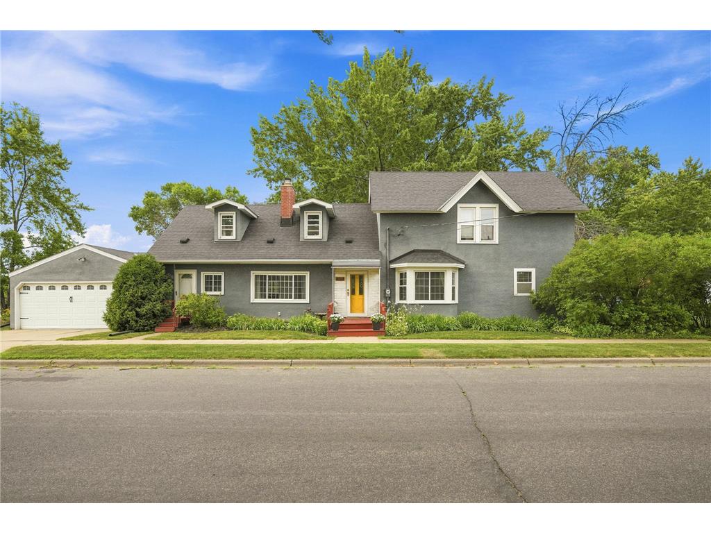 4864 Bloom Avenue White Bear Lake MN 55110 7111981 image1