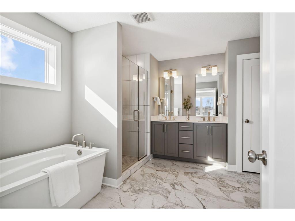 4866 128th Circle NE Blaine MN 55449 7012389 image11