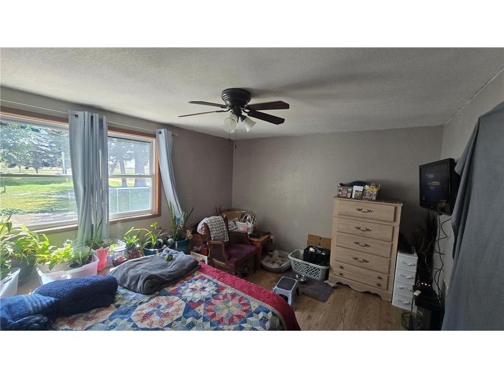 48696 Apple Avenue #A Lake Mills IA 50450 7074636 image22