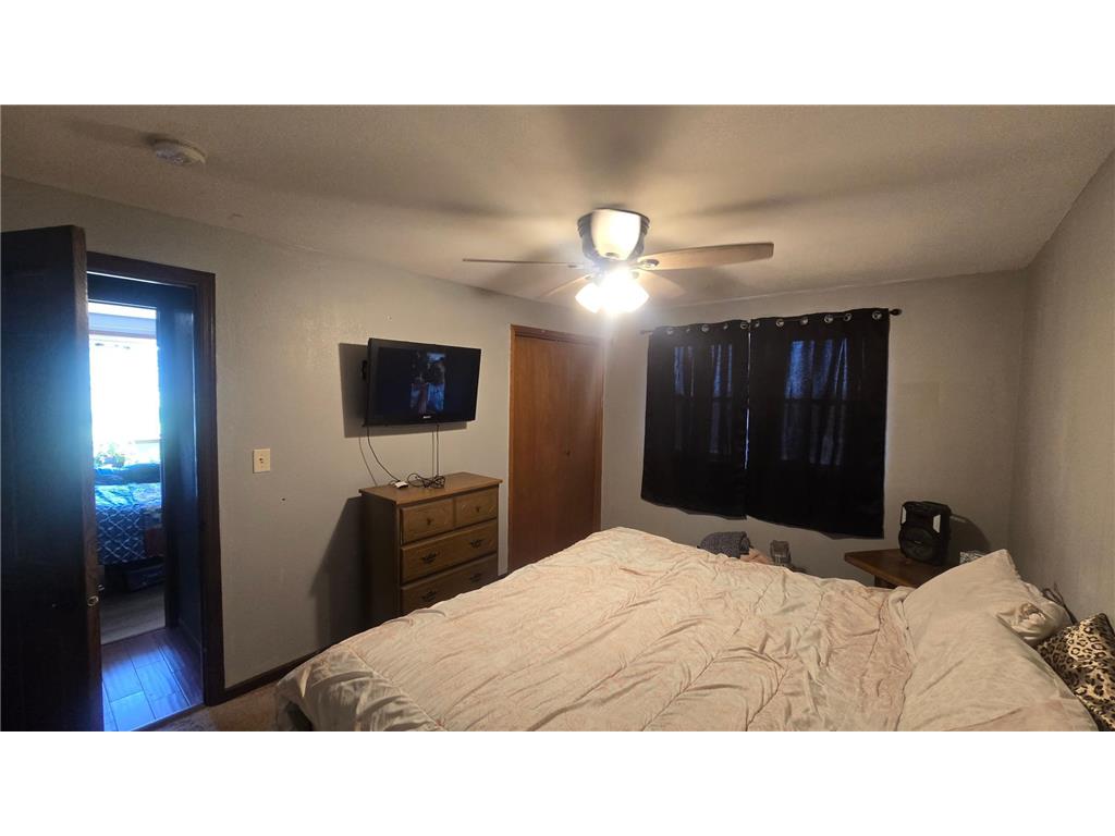 48696 Apple Avenue #A Lake Mills IA 50450 7074636 image23