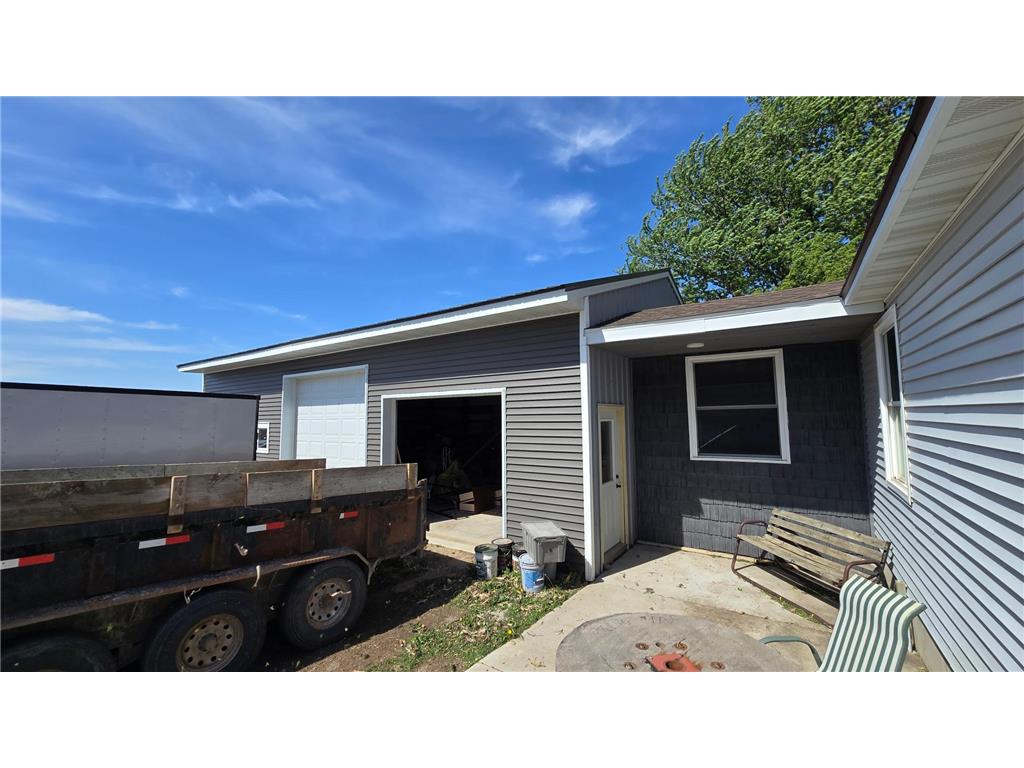 48696 Apple Avenue #A Lake Mills IA 50450 7074636 image4