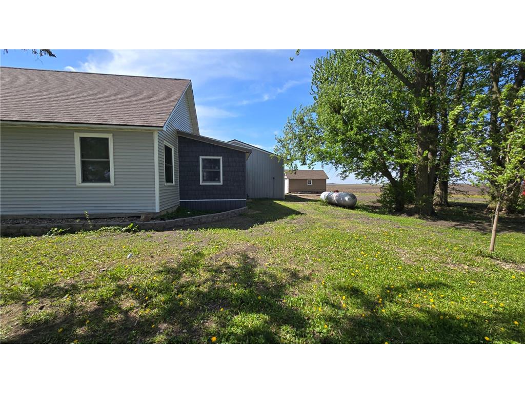 48696 Apple Avenue #A Lake Mills IA 50450 7074636 image41