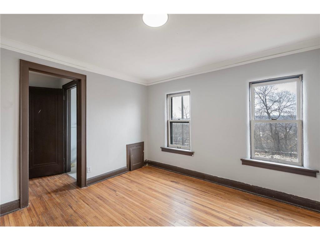 487 Grand Avenue Saint Paul MN 55102 7021856 image108
