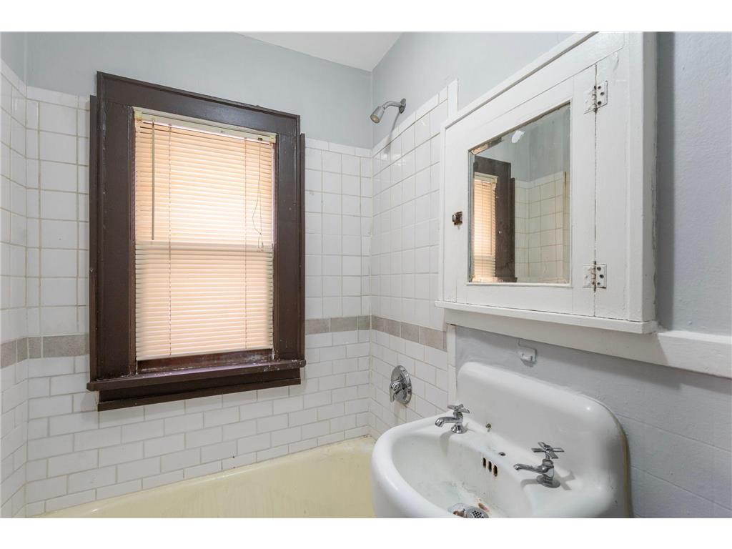 487 Grand Avenue Saint Paul MN 55102 7021856 image117