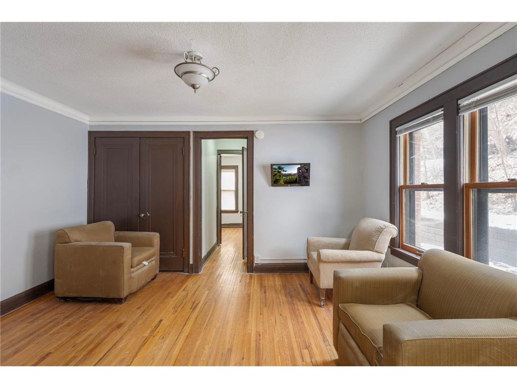 487 Grand Avenue Saint Paul MN 55102 7021856 image21