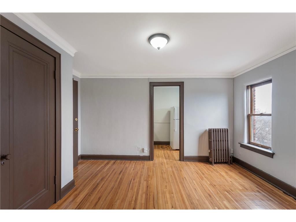 487 Grand Avenue Saint Paul MN 55102 7021856 image39