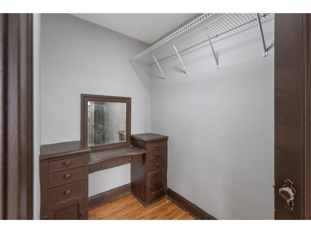 487 Grand Avenue Saint Paul MN 55102 7021856 image43