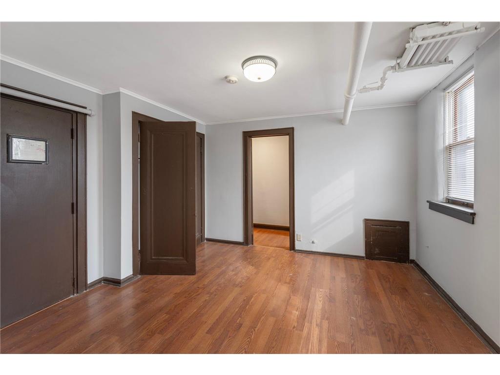 487 Grand Avenue Saint Paul MN 55102 7021856 image86