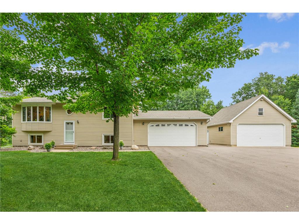 487 Lois Lane Lino Lakes MN 55014 6752302 image1