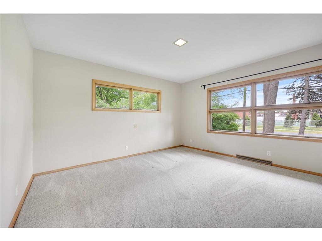 4871 Bald Eagle Avenue White Bear Lake MN 55110 7075020 image16