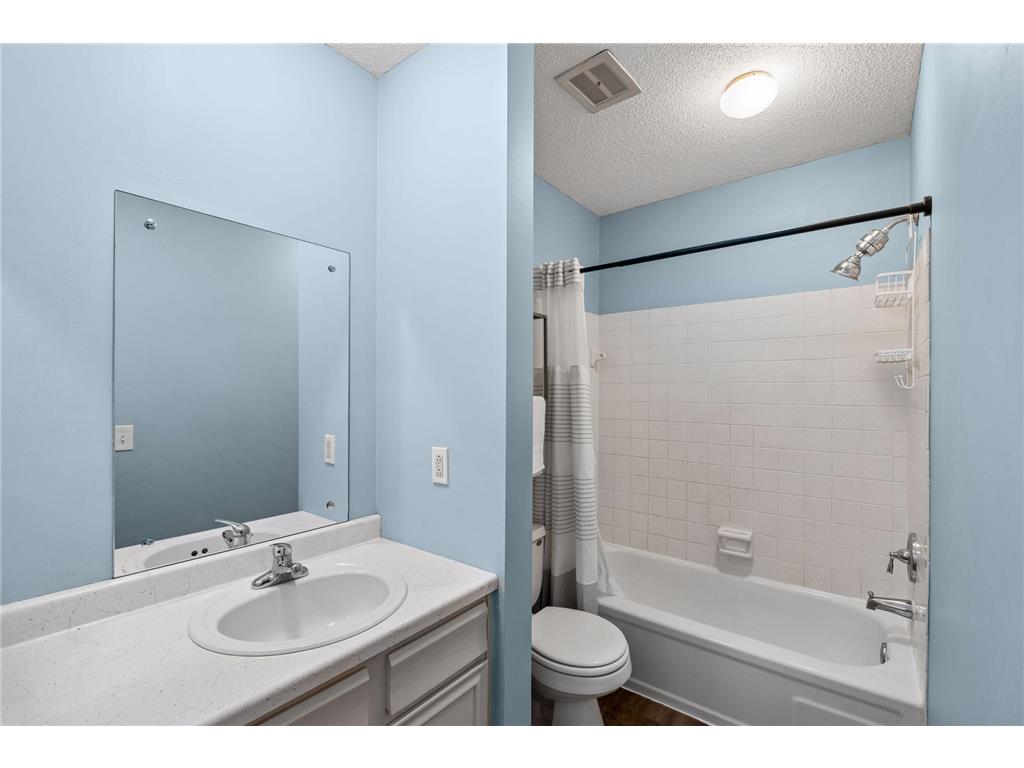 4872 Grenwich Trail N Oakdale MN 55128 7102334 image14