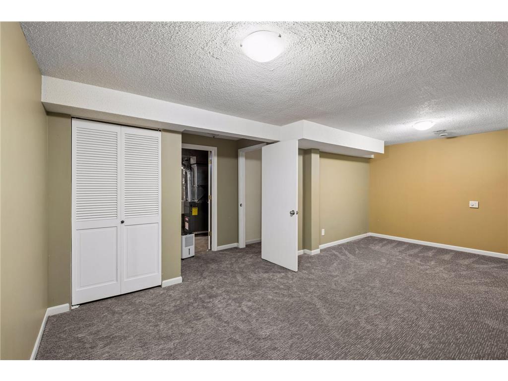 4872 Grenwich Trail N Oakdale MN 55128 7102334 image16