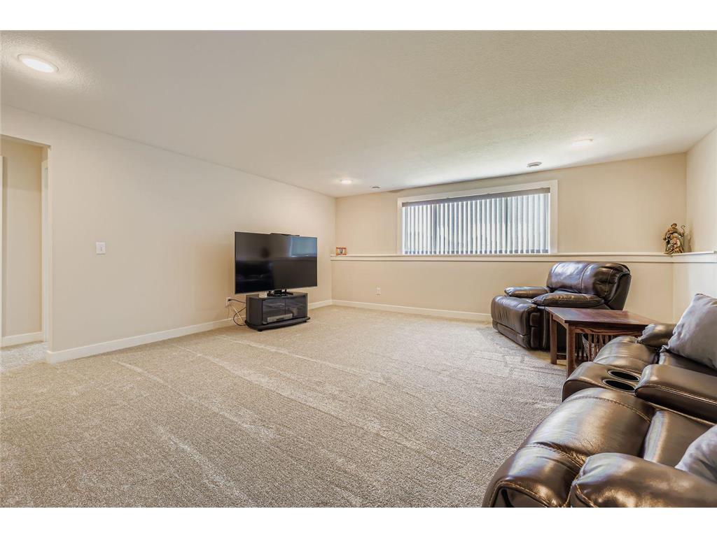 4873 127th Circle NE Blaine MN 55449 7027385 image22